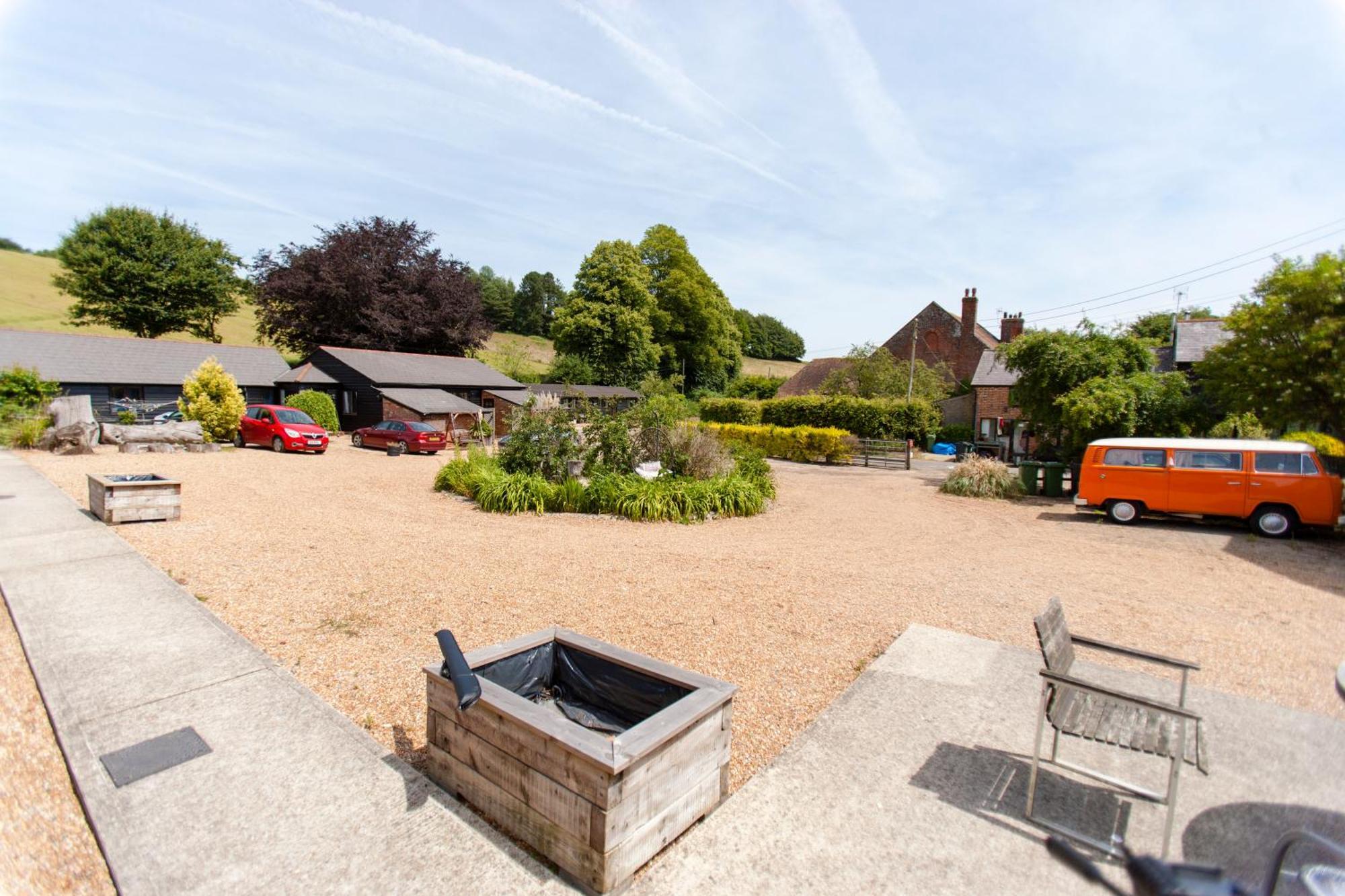 Five Cottages In Aonb And A Hobbit House! Canterbury Dış mekan fotoğraf