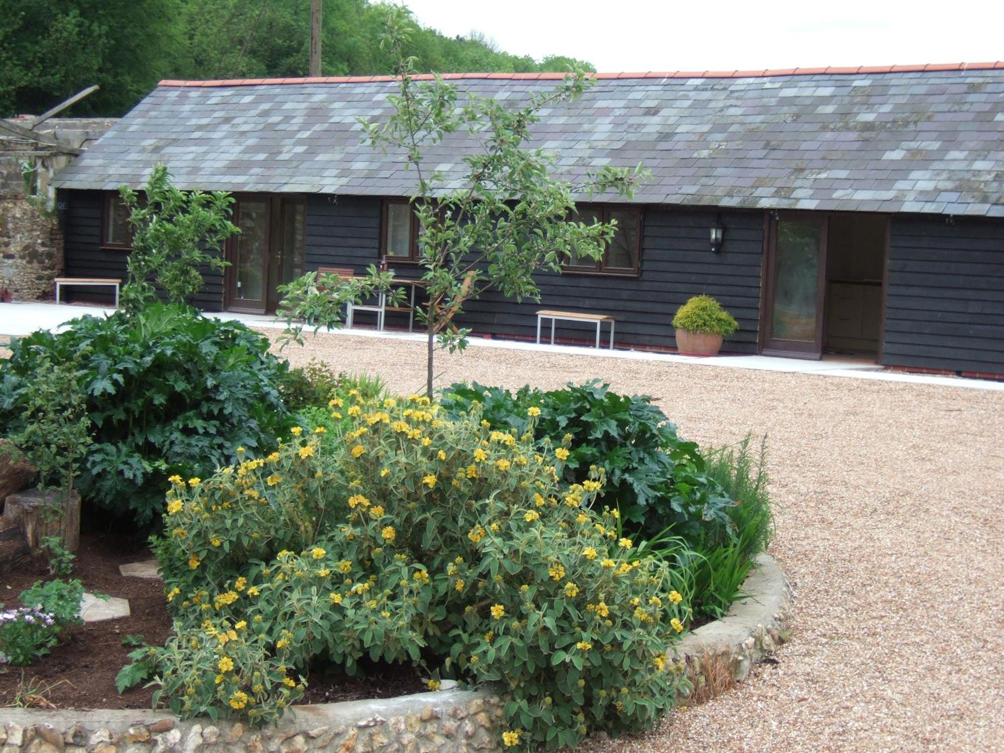 Five Cottages In Aonb And A Hobbit House! Canterbury Dış mekan fotoğraf
