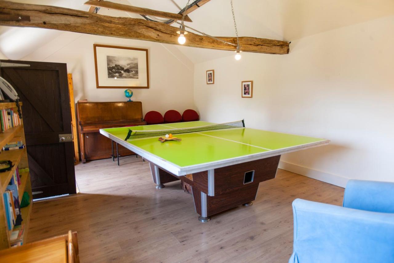 Five Cottages In Aonb And A Hobbit House! Canterbury Dış mekan fotoğraf